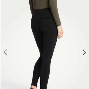 Navy stretch legging with side zip